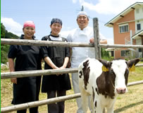 02　西山牧場の搾りたてミルクたっぷりジェラート